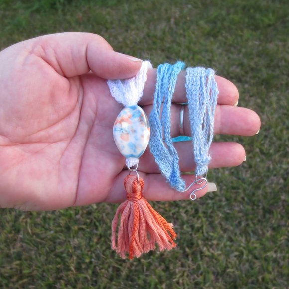 New Boho Fiber & Ceramic Hand Crafted Necklace - Picture 5 of 7